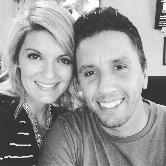 Meet your Posher, Andrea - Picture 2 of 2